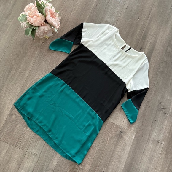 Lulu's Teal Color Block 3/4 Sleeve Shift Dress - Picture 2 of 4